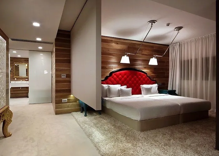 Graffit Gallery Design Hotell 5*