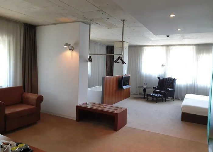 Graffit Gallery Design Hotell 5*