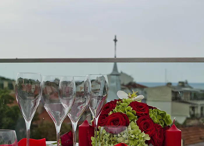 Graffit Gallery Design