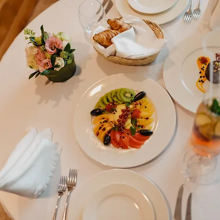 Graffit Gallery Design Hotel Varna