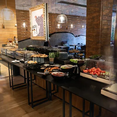 Graffit Gallery Design Hotel Varna