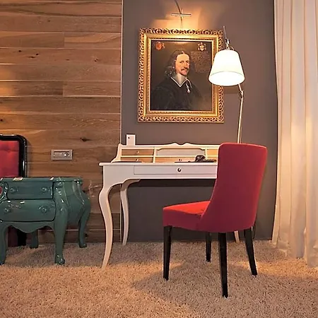 галерия графит 5* Варна
