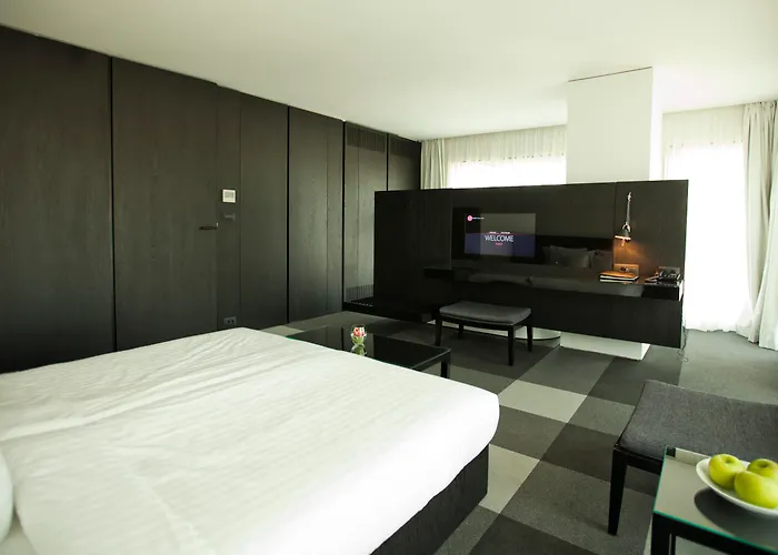 Graffit Gallery Design