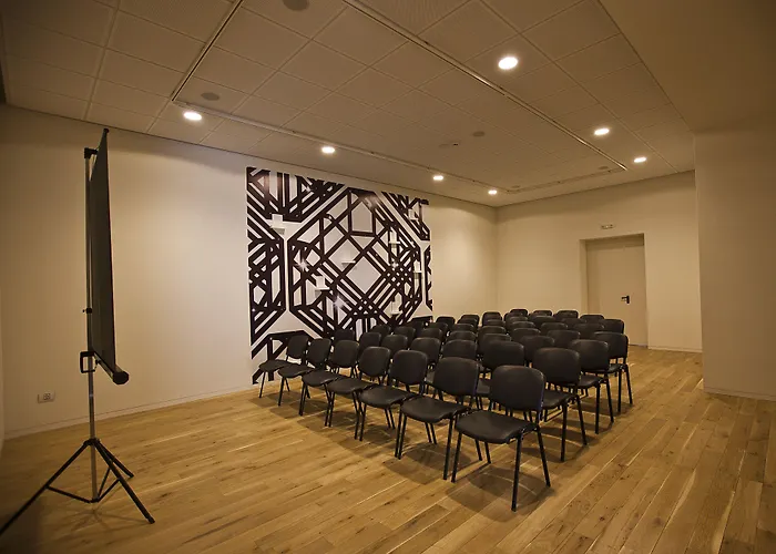 Graffit Gallery Design