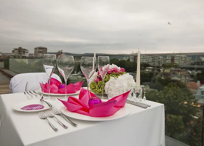 Graffit Gallery Design Hotell Varna